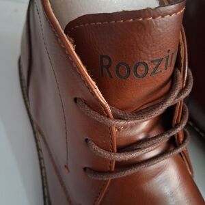 Men's Tan Chukka Boots - Classic Lace-Up Style